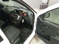2023 Nissan NP200 1.6 A/C Safety Pack