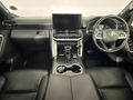 2022 Toyota Land Cruiser 300 V6 3.3 D GR-S