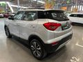 2019 Mahindra XUV 300 1.2T | W8