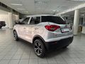 2023 Mahindra XUV 300 1.2T SE | W4