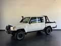 2017 Toyota Land Cruiser 79 4.0 Double-Cab