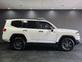 2022 Toyota Land Cruiser 300 V6 3.5 T GR-S