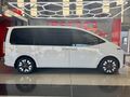 2023 Hyundai Staria 2.2d Luxury Auto