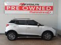 2023 Mahindra XUV 300 1.2T | W8