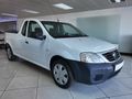 2018 Nissan NP200 1.6 A/C Safety Pack