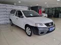 2022 Nissan NP200 1.6 A/C Safety Pack