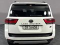 2023 Toyota Land Cruiser 300 V6 3.5 T GR-S