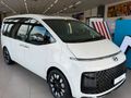 2026 Hyundai Staria 2.2d Luxury Auto