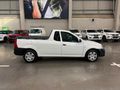 2022 Nissan NP200 1.6 A/C Safety Pack