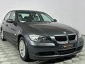 2005 BMW 3 Series 320i