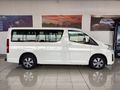 2023 Toyota Quantum 2.8 GL 11-seat