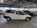 2024 Nissan NP200 1.6 A/C Safety Pack