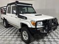 2016 Toyota Land Cruiser 79 4.5 D Double-Cab
