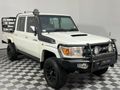 2016 Toyota Land Cruiser 79 4.5 D Double-Cab