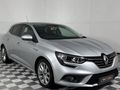 2021 Renault Megane IV 1.6 Dynamique 5-dr