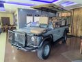 2015 Land Rover Defender 110 Game Viewer 2.2D