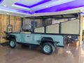 2015 Land Rover Defender 110 Game Viewer 2.2D