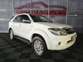 2006 Toyota Fortuner 4.0 V6 Raised Body