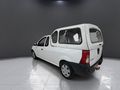 2023 Nissan NP200 1.6 A/C Safety Pack