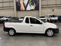 2022 Nissan NP200 1.6 A/C Safety Pack