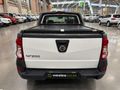 2022 Nissan NP200 1.6 A/C Safety Pack