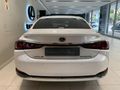 2025 Lexus ES 300h EX