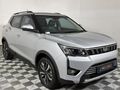 2022 Mahindra XUV 300 1.5D | W8