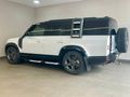 2023 Land Rover Defender 130 D300 X-Dynamic HSE