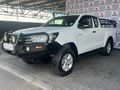2017 Toyota Hilux 2.4 GD-6 Raised Body SRX Extended Cab