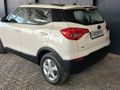 2020 Mahindra XUV 300 1.2T | W6