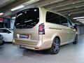 2025 Mercedes-Benz V-Class V 300d Exclusive