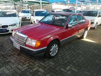 1993 Mercedes-Benz E-Class 200 E