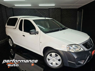 2021 Nissan NP200 1.6 A/C Safety Pack