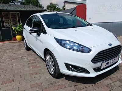 2013 Ford Fiesta 1.6i Trend 5-dr