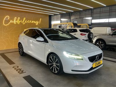 2018 Volvo V40 T4 Inscription Auto