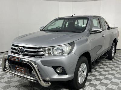 2016 Toyota Hilux 2.8 GD-6 Raised Body Raider Extended Cab