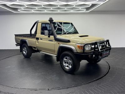 2017 Toyota Land Cruiser 79 4.5 D Single-Cab