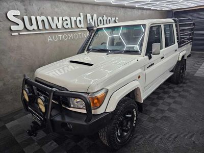 2019 Toyota Land Cruiser 79 4.5 D Double-Cab
