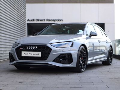 2025 Audi RS4 Avant quattro Auto