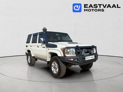 2015 Toyota Land Cruiser 76 4.5 D V8 Station Wagon