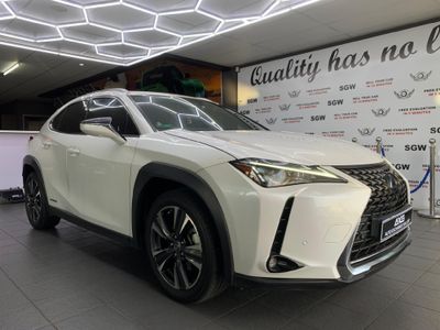 2019 Lexus UX 250h SE