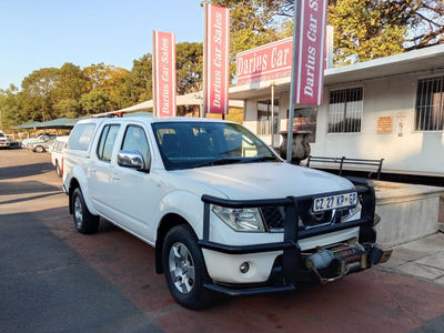 2014 Nissan Navara 2.5 4x4 Double- Cab (Diesel, Manual)