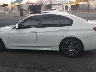 2015 BMW 3 Series 320i Sport Auto (Petrol,Automatic)