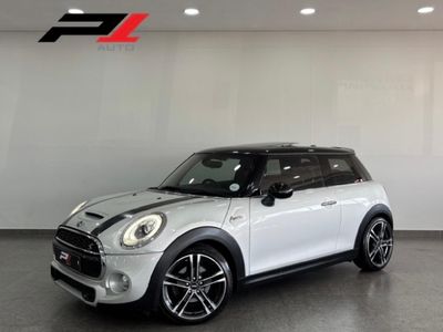 2015 MINI Hatch Cooper S Auto