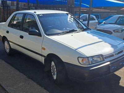 1993 Nissan Sentra 160 Auto