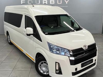 2020 Toyota Quantum 2.8 GL 14 Seat