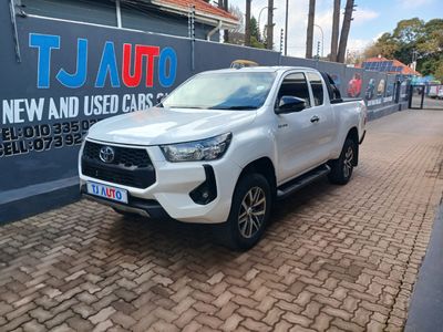 2019 Toyota Hilux 2.4 GD-6 Raised Body SRX Auto Extended Cab