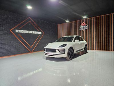2022 Porsche Macan