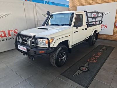 2014 Toyota Land Cruiser 79 4.5 D Single-Cab