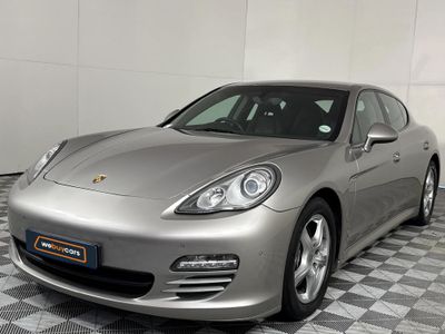 2012 Porsche Panamera 4 Auto